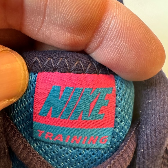Retro Blue & Pink Nike Training Running Shoes Women’s 8.5 - Picture 10 of 11